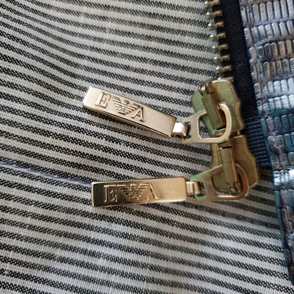 Vintage Emporio Armani Metallic Blue Embossed Jacket Hidden Zip Size 10 - Picture 11 of 13